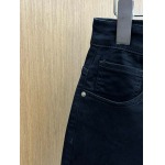 2025年5月9日入荷新作MIUMIUデニム半ズボン安価で人気の/JIA工場