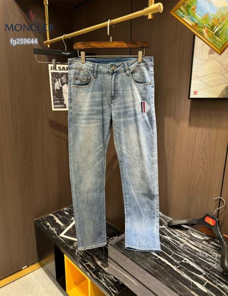 2025年5月10日入荷新作MONCLERジーパン安価で人気...