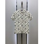 2025年5月14日入荷新作Louis Vuitton半袖上下セット 超厳選★高級品/誕生日プレゼント/OM工場