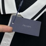 2025年5月14日入荷新作PRADA半袖ポロシャツ 超厳選★高級品/誕生日プレゼント/OM工場