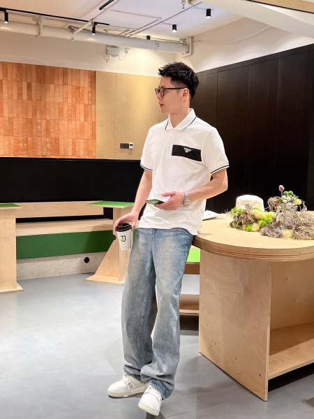 2025年5月14日入荷新作PRADA半袖ポロシャツ 超厳選...