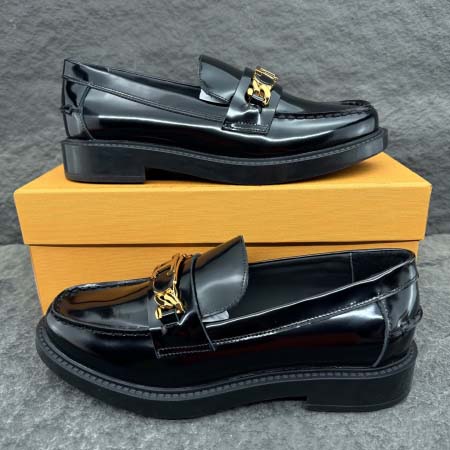 2025年5月15日入荷新品TOD'S原版復刻 高級ブランド...