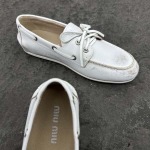 2025年5月15日入荷新品MiuMiu原版復刻 高級ブランド靴女性用35-41   本革製ギフト/誕生日/CT工場