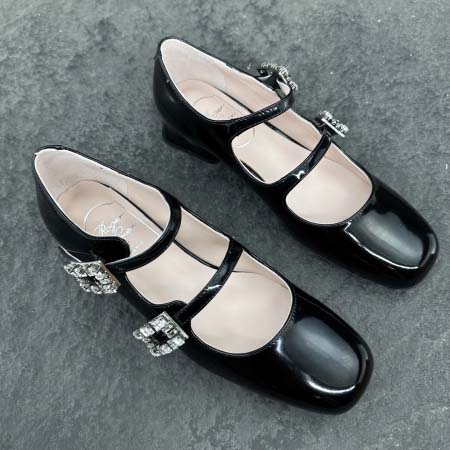 2025年5月15日入荷新品Roger ViVier原版復刻...