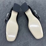 2025年5月15日入荷新品Roger ViVier原版復刻 高級ブランド靴女性用35-41   本革製ギフト/誕生日/CT工場