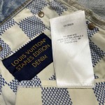 2025年5月17日入荷新作  LV 25SS DENIM SHORTS  LV LOGO デニム半ズボン  30高级品/人気/誕生日プレゼント/人気/ファッション/トレンド/限定/WB工場