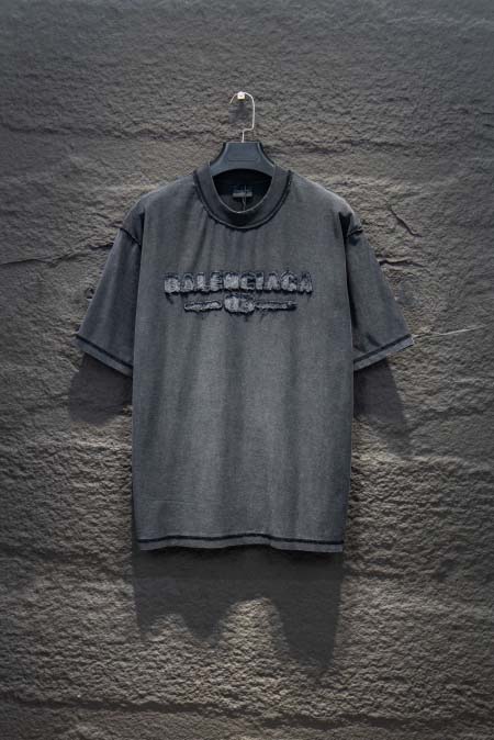 2025年5月19日入荷新作Balenciaga半袖 Tシャ...