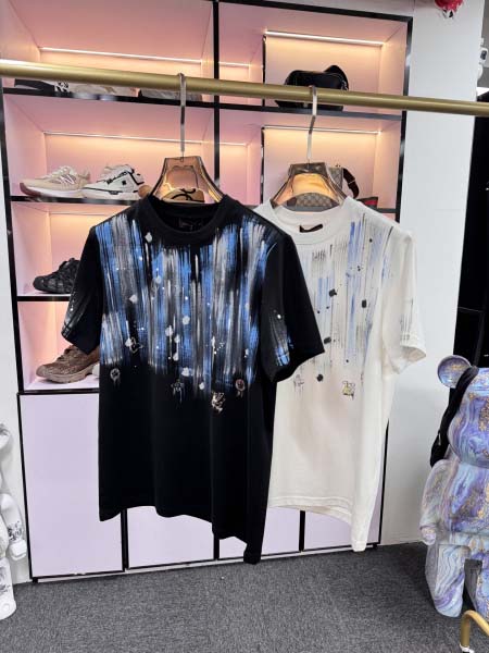 2025年5月20日入荷新作Louis Vuitton半袖T...