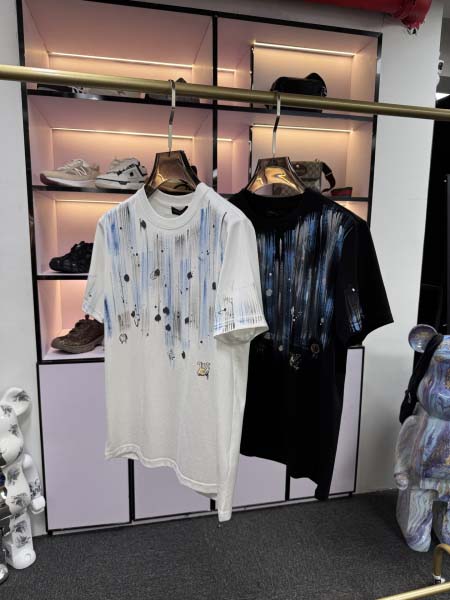 2025年5月20日入荷新作Louis Vuitton半袖T...