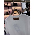 2025年5月20日入荷新作Louis Vuitton半袖Tシャツ 原版复刻高級品香港の会社超厳選★入手困難/誕生日プレゼント/yinx工場S-XXL