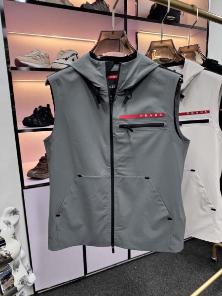 2025年5月20日入荷新作PRADA半袖の上着とベスト 原...