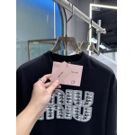 2025年5月20日入荷新作MiuMiu半袖Tシャツ 原版复刻高級品香港の会社超厳選★入手困難/誕生日プレゼント/yinx工場M-XXXL