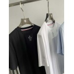 2025年5月21日入荷新作MONCLER半袖Tシャツ 原版复刻高級品香港の会社超厳選★入手困難/誕生日プレゼント/yinx工場