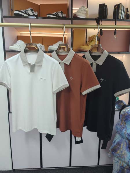 2025年5月21日入荷新作Ferragamo半袖ポロシャツ...