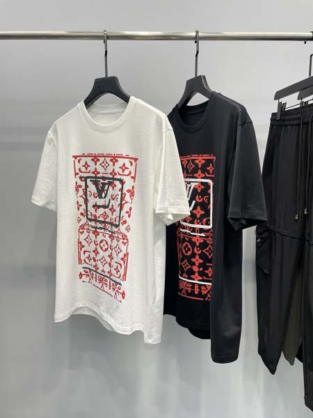 2025年5月21日入荷新作Louis Vuitton半袖T...