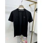 2025年5月21日入荷新作Tom Ford半袖Tシャツ 原版复刻高級品香港の会社超厳選★入手困難/誕生日プレゼント/yinx工場