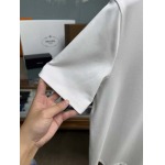 2025年5月22日入荷新作Prada半袖Tシャツ 原版复刻高級品香港の会社超厳選★入手困難/誕生日プレゼント/yinx工場