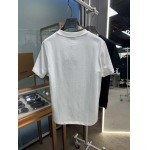 2025年5月22日入荷新作Prada半袖Tシャツ 原版复刻高級品香港の会社超厳選★入手困難/誕生日プレゼント/yinx工場