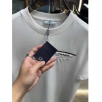 2025年5月22日入荷新作Prada半袖Tシャツ 原版复刻高級品香港の会社超厳選★入手困難/誕生日プレゼント/yinx工場