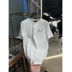 2025年5月22日入荷新作Louis Vuitton半袖Tシャツ 原版复刻高級品香港の会社超厳選★入手困難/誕生日プレゼント/yinx工場
