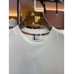 2025年5月22日入荷新作Burberry半袖Tシャツ 原版复刻高級品香港の会社超厳選★入手困難/誕生日プレゼント/yinx工場