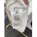 2025年5月22日入荷新作GIVENCHY半袖Tシャツ 原版复刻高級品香港の会社超厳選★入手困難/誕生日プレゼント/yinx工場