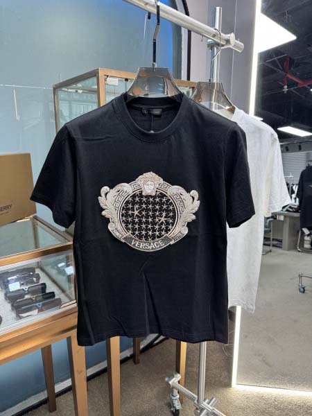 2025年5月22日入荷新作Versace半袖Tシャツ 原版...