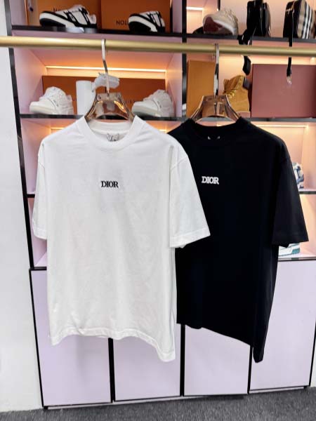 2025年5月22日入荷新作Dior半袖Tシャツ 原版复刻高...