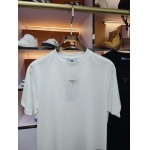 2025年5月22日入荷新作PRADA半袖Tシャツ 原版复刻高級品香港の会社超厳選★入手困難/誕生日プレゼント/yinx工場