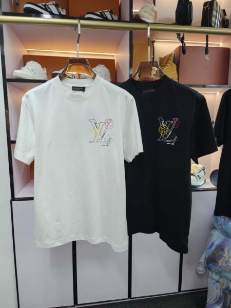 2025年5月22日入荷新作Louis Vuitton半袖T...