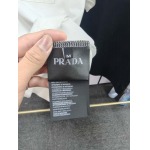2025年5月22日入荷新作PRADA半袖Tシャツ 原版复刻高級品香港の会社超厳選★入手困難/誕生日プレゼント/yinx工場