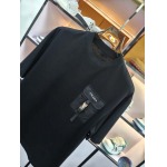 2025年5月22日入荷新作PRADA半袖Tシャツ 原版复刻高級品香港の会社超厳選★入手困難/誕生日プレゼント/yinx工場