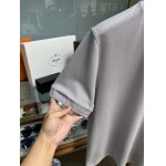 2025年5月22日入荷新作Prada半袖Tシャツ 原版复刻高級品香港の会社超厳選★入手困難/誕生日プレゼント/yinx工場