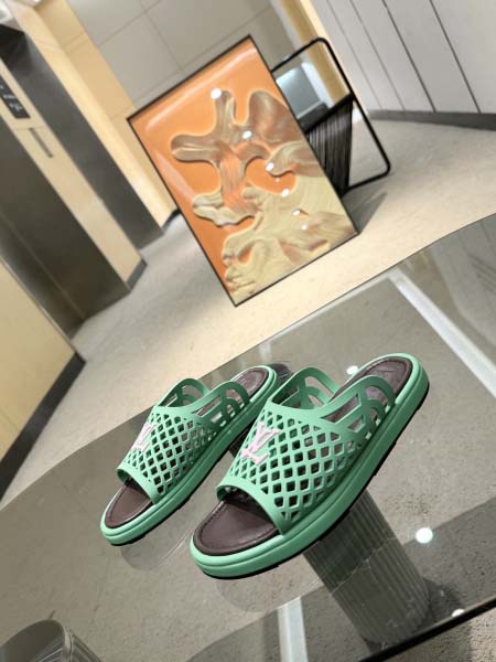 2025年5月23日入荷新作Louis Vuitton靴人気...