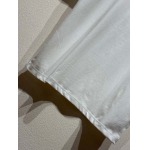 2025年5月23日入荷新作Louis Vuitton半袖 tシャツ男女兼用高品質★誕生日プレゼント/結婚祝い/内祝い/贈り物/SD工場