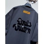 2025年5月23日入荷新作Louis Vuitton半袖 tシャツ男女兼用高品質★誕生日プレゼント/結婚祝い/内祝い/贈り物/SD工場