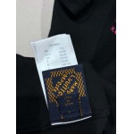 2025年5月23日入荷新作Louis Vuitton半袖 tシャツ男女兼用高品質★誕生日プレゼント/結婚祝い/内祝い/贈り物/SD工場