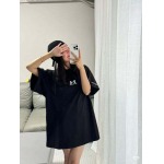 2025年5月26日入荷新作Balenciaga半袖 Tシャツ男女兼用高品質★誕生日プレゼント/結婚祝い/内祝い/贈り物/SD工場
