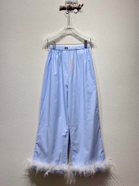 2025年5月26日入荷新作MIUMIUズボン女性用高品質★...