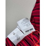 2025年5月26日入荷新作Miumiu長袖 Tシャツ男女兼用高品質★誕生日プレゼント/結婚祝い/内祝い/贈り物/SD工場