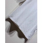 2025年5月26日入荷新作Louis Vuitton半袖 Tシャツ男女兼用高品質★誕生日プレゼント/結婚祝い/内祝い/贈り物/SD工場