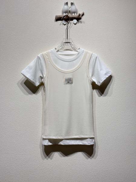 2025年5月26日入荷新作ACNE半袖 Tシャツ女性用高品...