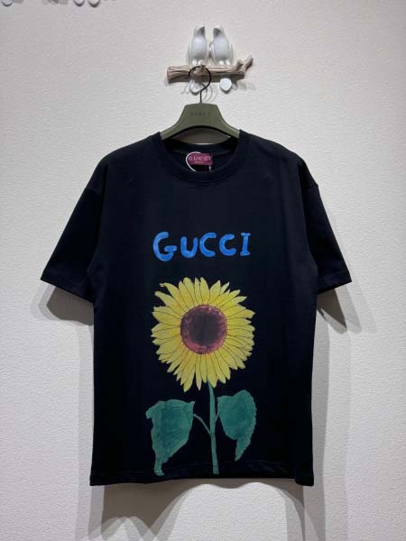 2025年5月26日入荷新作Gucci半袖 tシャツ男女兼用...