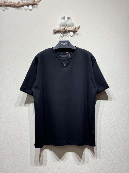 2025年5月26日入荷新作Prada半袖 tシャツ男女兼用...