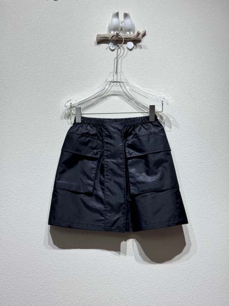 2025年5月27日入荷新作Pradaカーディガン女性用高品...