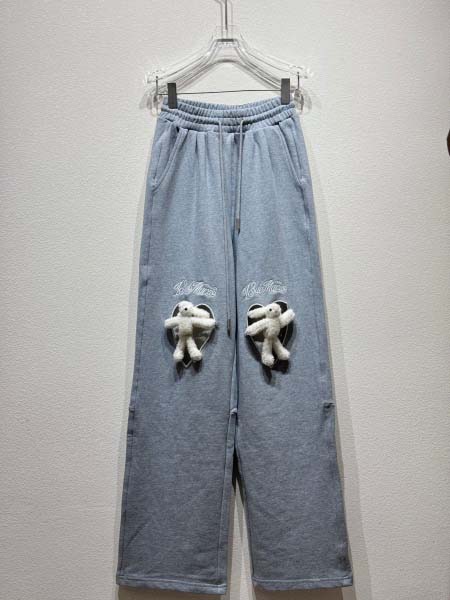 2025年5月27日入荷新作13DEズボン女性用高品質★ファ...