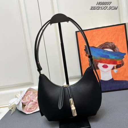 2025年5月28日入荷新作FURLA  斜め下げ バッグ/...