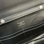 2025年5月28日入荷新作Balenciaga SIZE:27x14x5Cm 2025新品  お安い/人気/本革 バッグ/XX工場