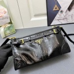 2025年5月28日入荷新作1BG445斜め下げ バッグ Prada 26x14x12cm  お安い/人気/本革 バッグ/XX工場