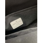 2025年5月28日入荷新作Louis Vuitton M30233 M30241 M30243  43845 OUTDOOR 25x20x10.5cm。  お安い/人気/本革 バッグ/XX工場